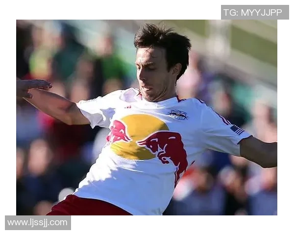 全球最帅3号足球球星榜单，颜值与实力并存的足球巨星们